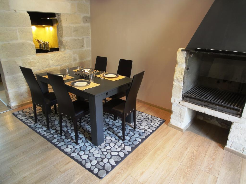 Les Toits D'Uzes Apartment Exterior foto